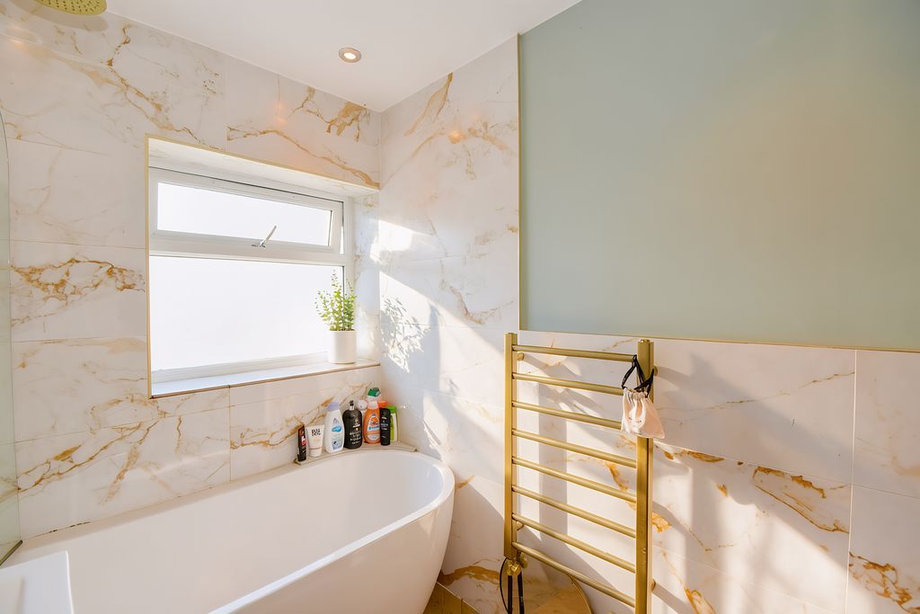 Bathroom- click for photo gallery
